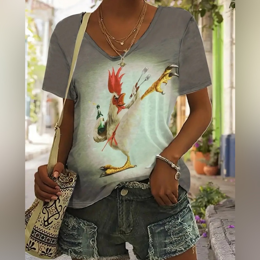 NEW!  Animal Print, V-Neck Tee, with short sleeves. XL (12)